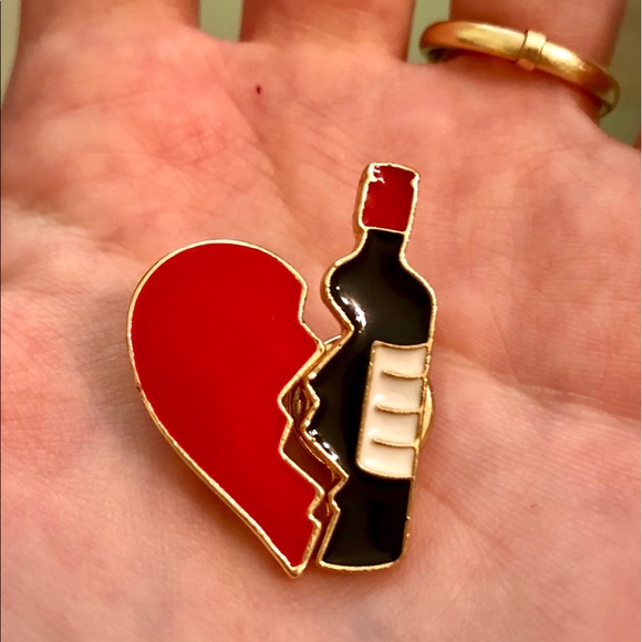 2 in 1 Wine & Broken Heart Enamel Pins - Picture 2 of 5